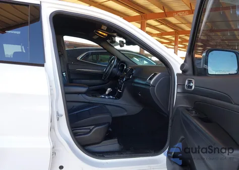 2021 Jeep Grand Cherokee Laredo X 4X4 z USA, uszkodzony, nr VIN 1C4RJFAG4MC687085